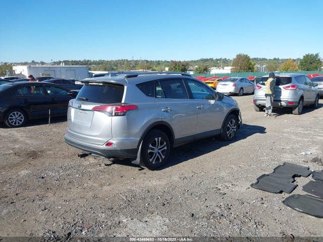 2017 TOYOTA RAV4 2T3BFREVXHW542956 Photo 3