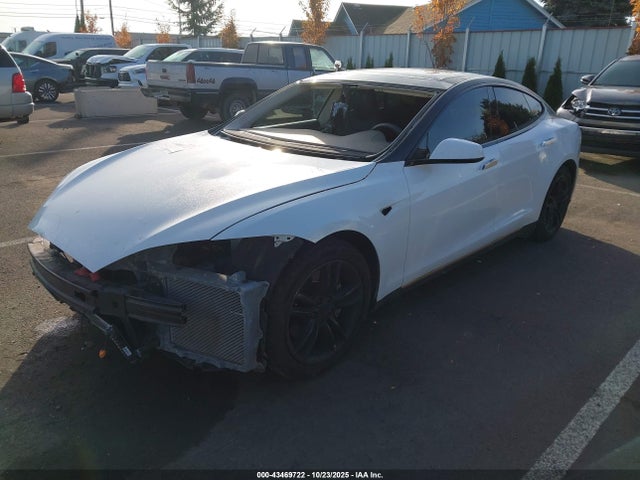 2015 TESLA MODEL S 5YJSA1S14FF099532 Photo 1