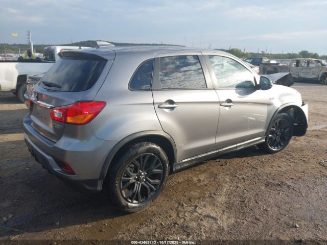 2018 MITSUBISHI OUTLANDER SPORT JA4AP3AU7JU006109 Photo 3