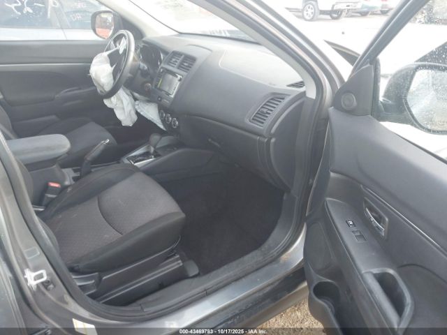 2018 MITSUBISHI OUTLANDER SPORT JA4AP3AU7JU006109 Photo 4