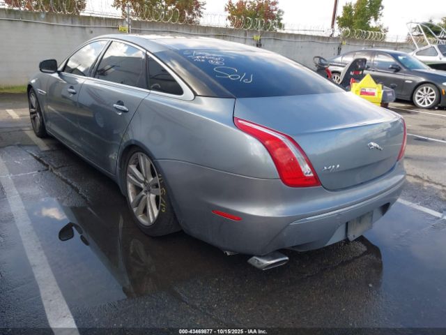 2012 JAGUAR XJ SAJWA2GB0CLV24201 Photo 2