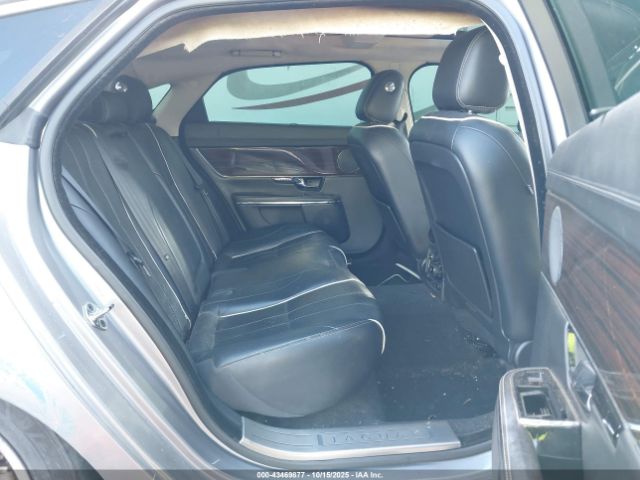 2012 JAGUAR XJ SAJWA2GB0CLV24201 Photo 7