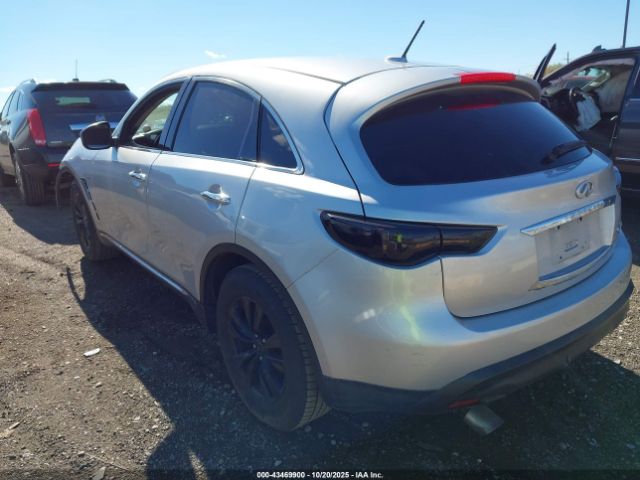 2017 INFINITI QX70 JN8CS1MU7HM143188 Photo 2