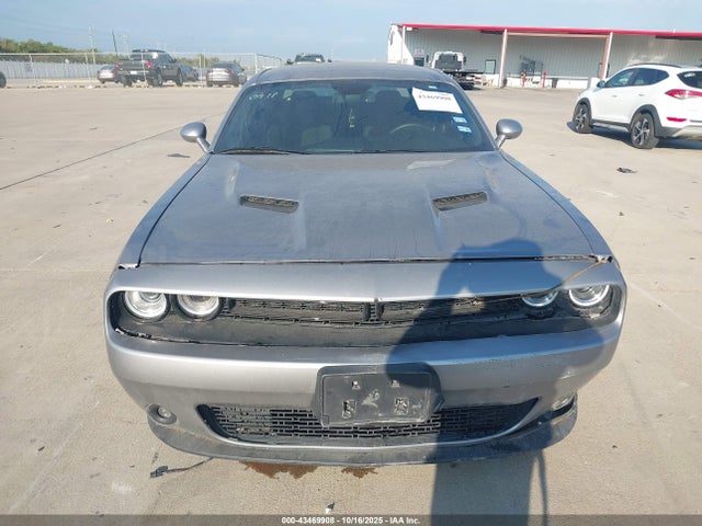 Dodge Challenger 2018 2C3CDZAG6JH204868 Image 12