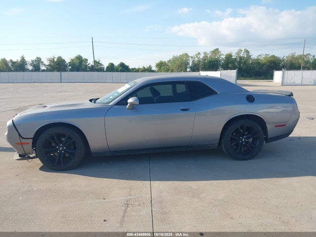 Dodge Challenger 2018 2C3CDZAG6JH204868 Image 14