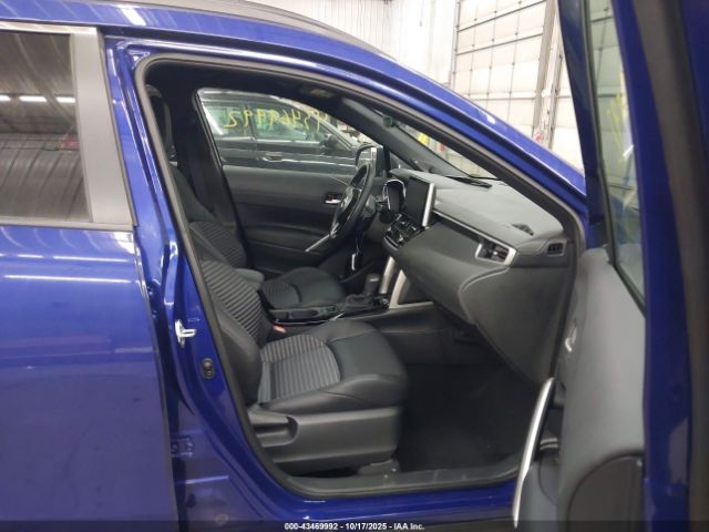 2025 TOYOTA COROLLA CROSS HYBRID 7MUFBABG4SV073091 Photo 4