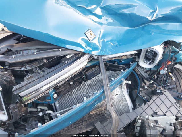 Rivian r1t 2025 7FCTGBAAXSN041411 Image 10