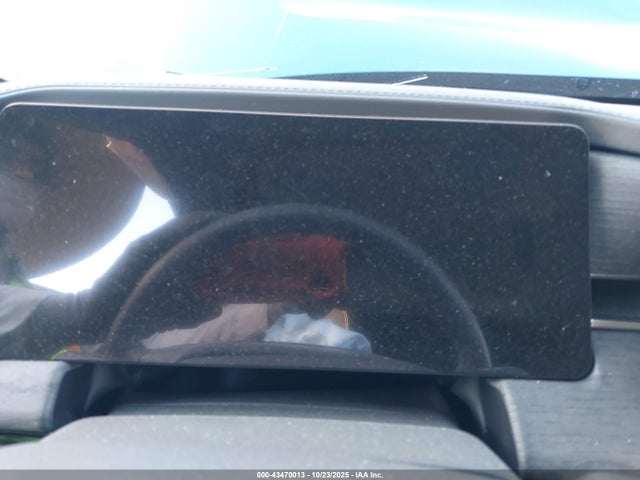 Rivian r1t 2025 7FCTGBAAXSN041411 Image 7