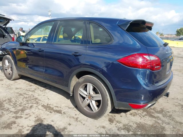 2014 PORSCHE CAYENNE WP1AA2A28ELA05920 Photo 2