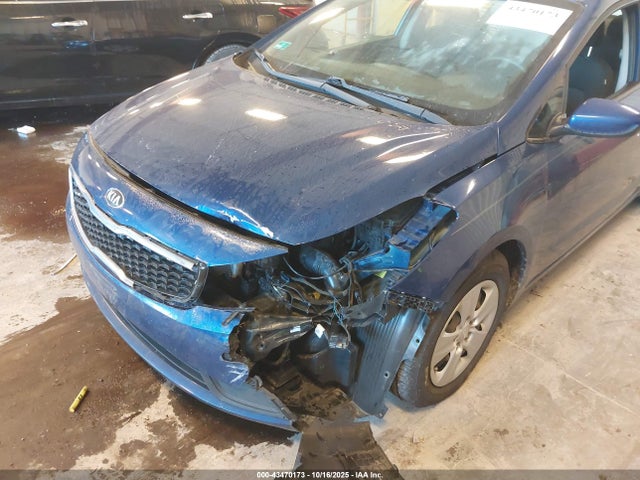 Продажа на аукционе авто 2018 Kia Forte Lx, vin: 3KPFK4A71JE256938, номер лота: 43470173