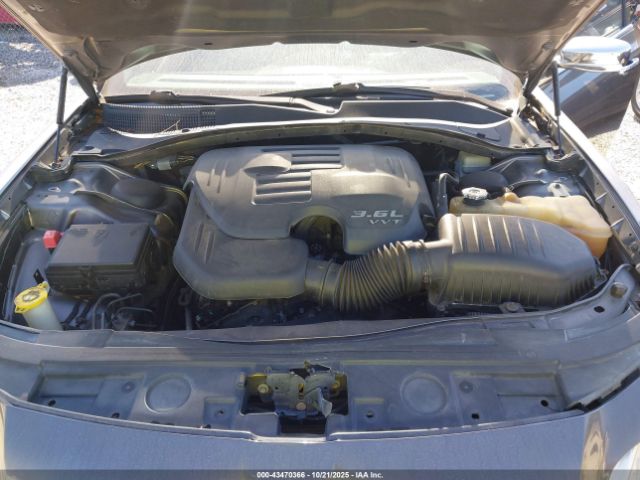 2014 CHRYSLER 300 2C3CCAAGXEH336834 Photo 9