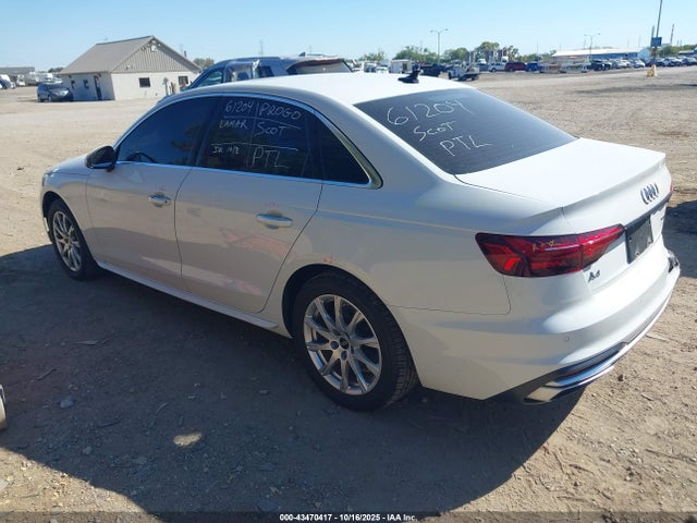 2021 AUDI A4 WAUABAF47MA034139 Photo 2