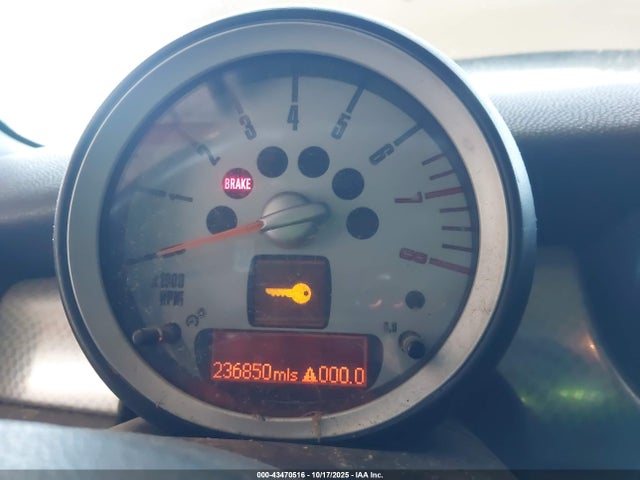 2008 MINI COOPER S WMWMF73548TT87143 Photo 6