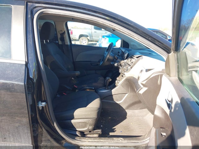 2012 CHEVROLET SONIC 1G1JC6SH2C4121314 Photo 4
