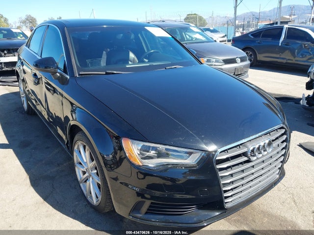 2015 AUDI A3 WAUCJGFF0F1067048 Photo 0