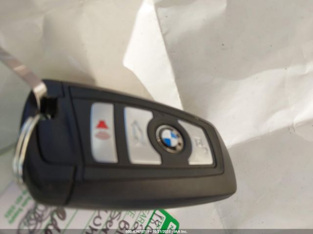 2016 BMW 320I WBA8E5G54GNT93501 Photo 10