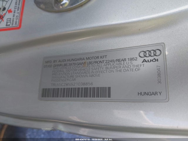 2002 AUDI TT TRUWC28N521038856 Photo 8