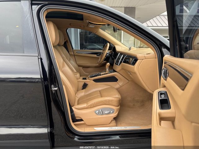 2015 PORSCHE MACAN WP1AB2A51FLB73827 Photo 4