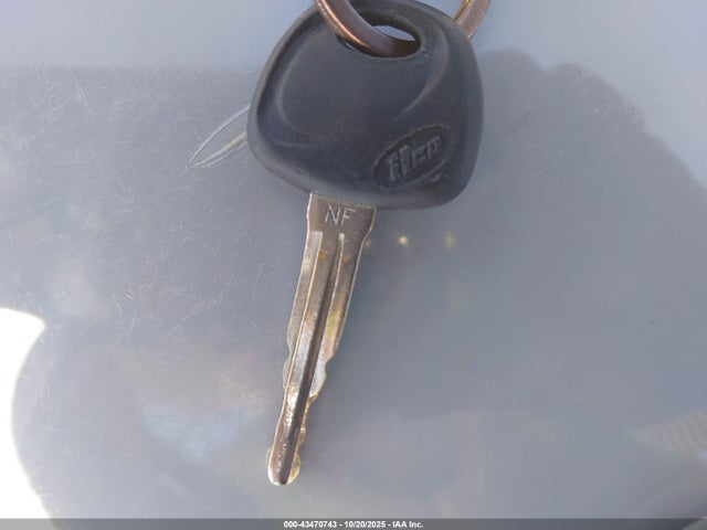 5NPD84LFXJH304894 Hyundai ELANTRA SEL