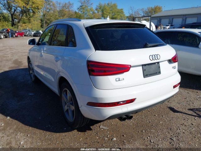 2015 AUDI Q3 WA1EFCFS6FR009671 Photo 2