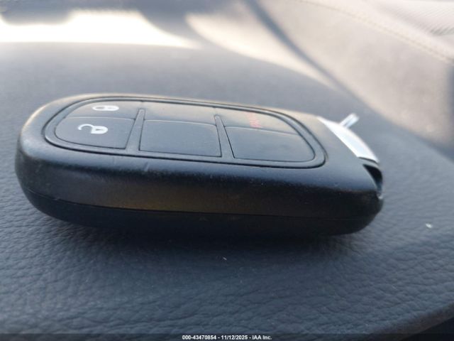 2018 JEEP CHEROKEE 1C4PJLLBXJD537947 Photo 10