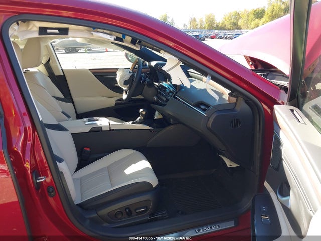 2025 LEXUS ES 300H 58AFA1C19SU075975 Photo 4