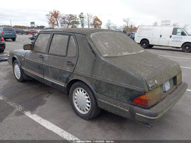 1992 SAAB 900 YS3AK45E8N2018020 Photo 2