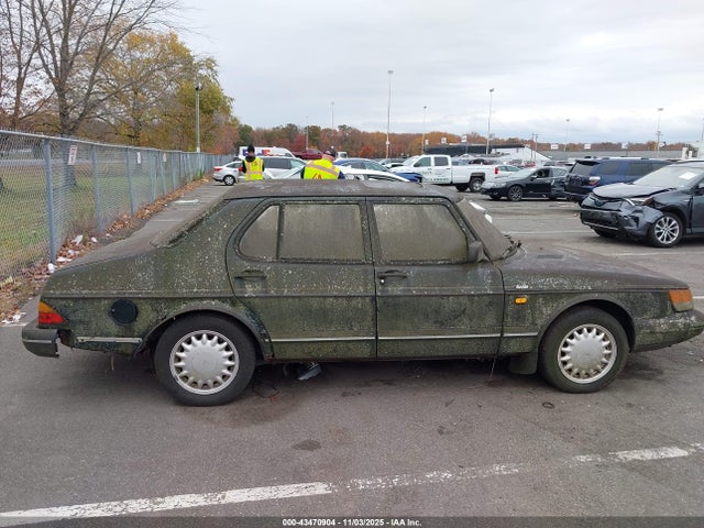 1992 SAAB 900 YS3AK45E8N2018020 Photo 5