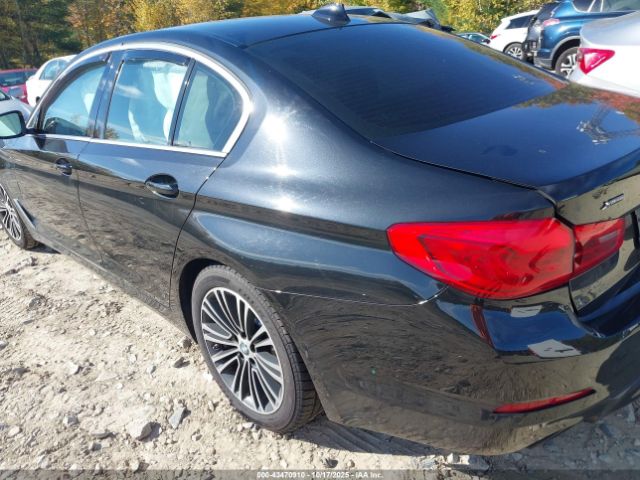 2019 BMW 540I WBAJE7C51KWW18804 Photo 2