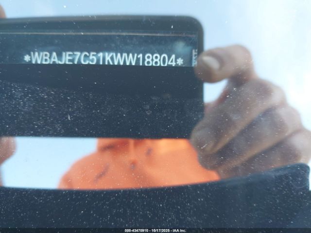 2019 BMW 540I WBAJE7C51KWW18804 Photo 8