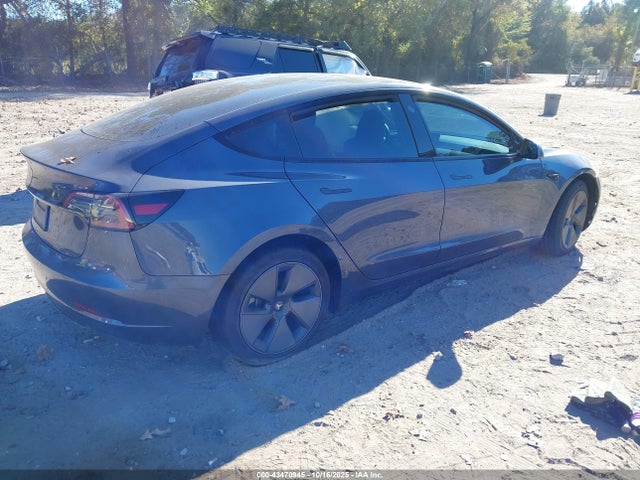 2023 TESLA MODEL 3 5YJ3E1EA4PF676338 Photo 3
