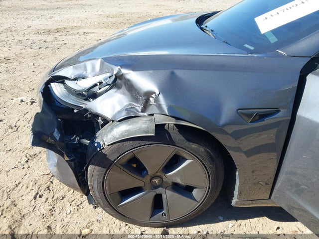 2023 TESLA MODEL 3 5YJ3E1EA4PF676338 Photo 5