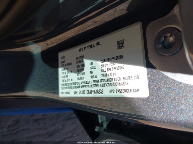 2023 TESLA MODEL 3 5YJ3E1EA4PF676338 Photo 8