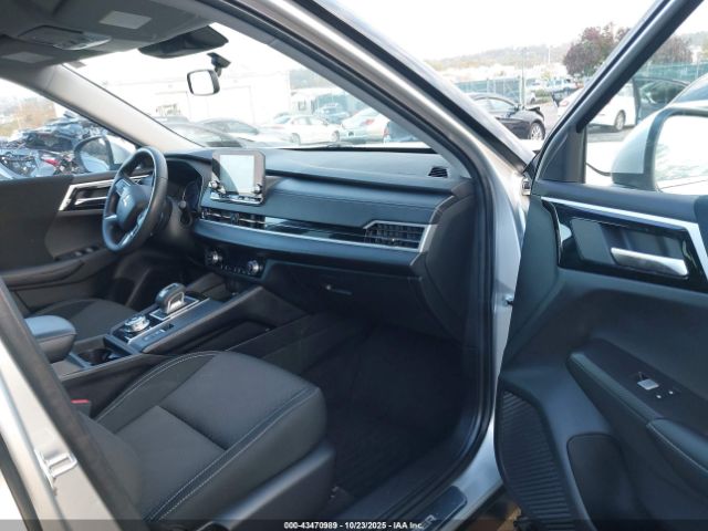 2022 MITSUBISHI OUTLANDER JA4J4TA81NZ019474 Photo 4