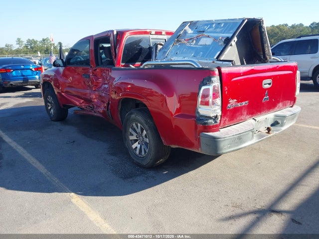 2008 MITSUBISHI RAIDER 1Z7HC28K08S619861 Photo 2