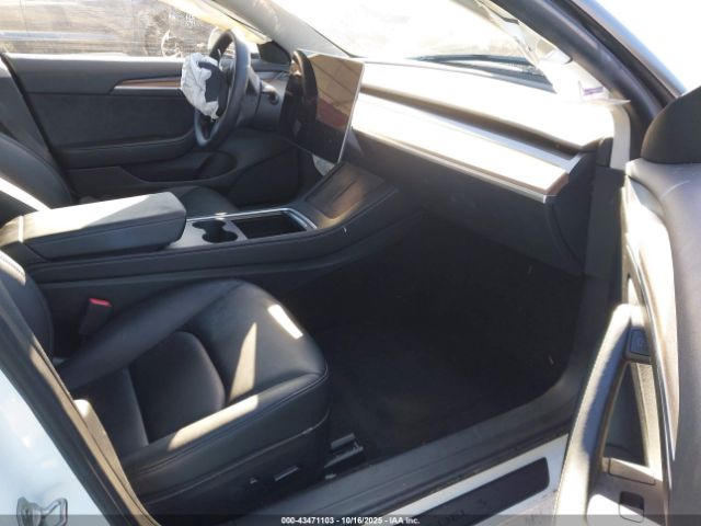 2023 TESLA MODEL 3 5YJ3E1EA8PF425466 Photo 4