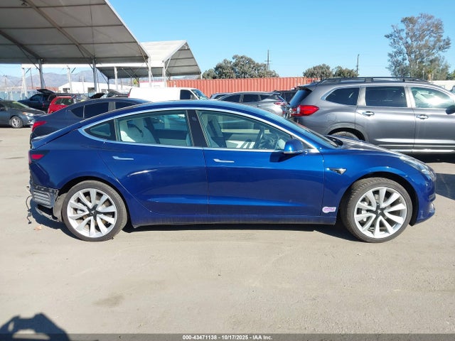 Tesla Model 3 Long Range/mid Range/standard Range/standard Range Plus 2019 5YJ3E1EA4KF413226 Image 14