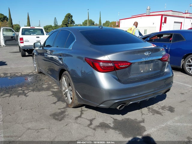43471173 :رقم المزاد ، JN1EV7AP8JM364031 vin ، 2018 Infiniti Q50 3.0t Sport مزاد بيع