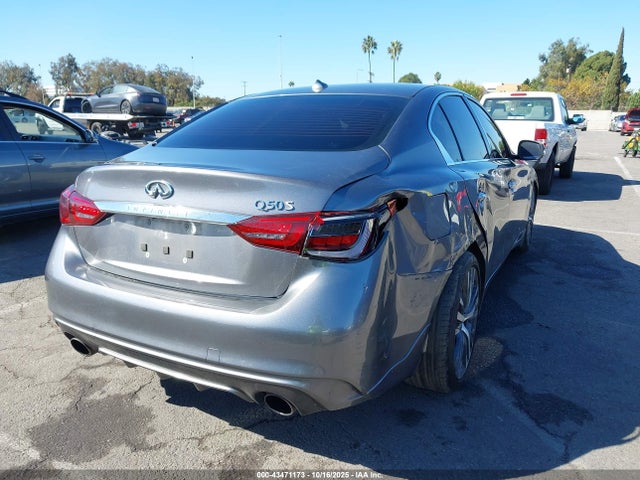 43471173 :رقم المزاد ، JN1EV7AP8JM364031 vin ، 2018 Infiniti Q50 3.0t Sport مزاد بيع