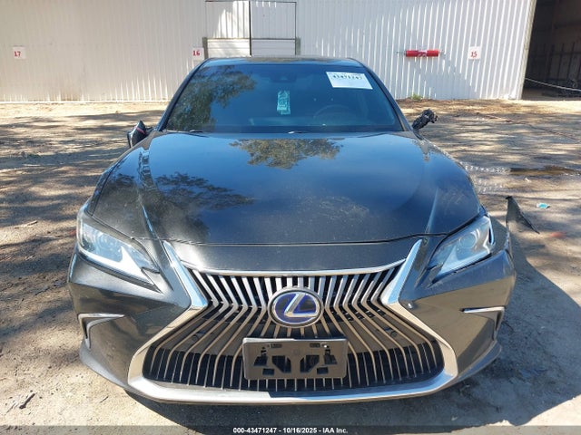 Lexus ES 300H 2021 58ADA1C19MU001465 Image 12