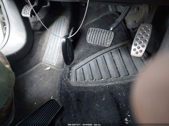 2016 CHEVROLET MALIBU 1G1ZE5ST3GF339610 Photo 10