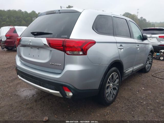 2017 MITSUBISHI OUTLANDER JA4AZ2A35HZ017490 Photo 3