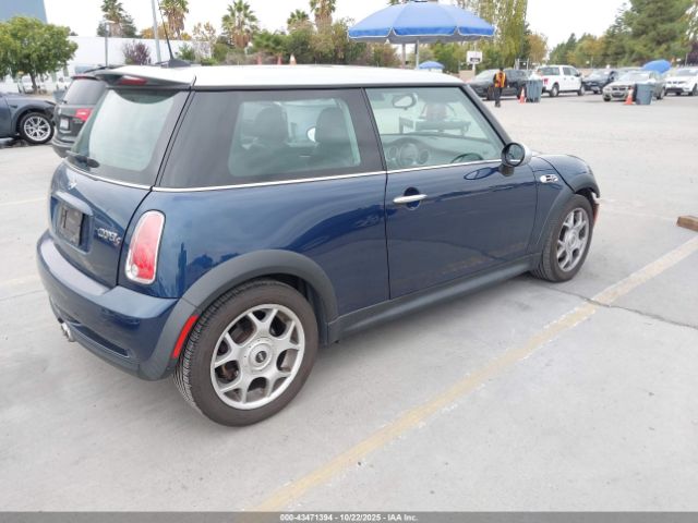 2006 MINI COOPER S WMWRE33516TJ38426 Photo 3
