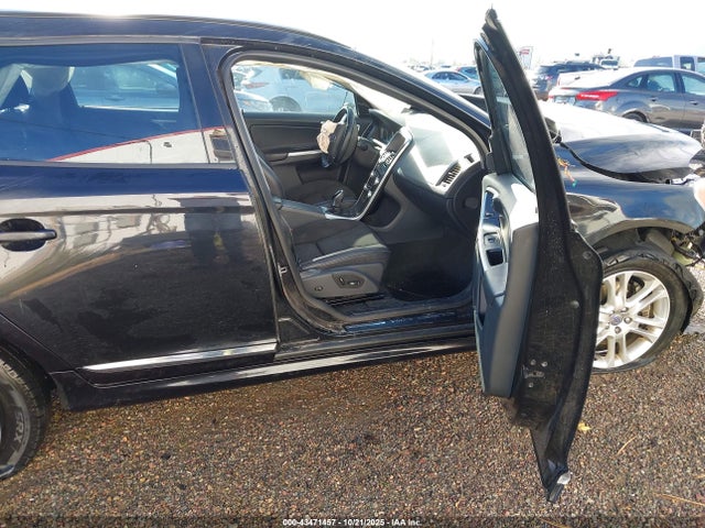 YV4612RJ1F2704717 Volvo Xc60 T5