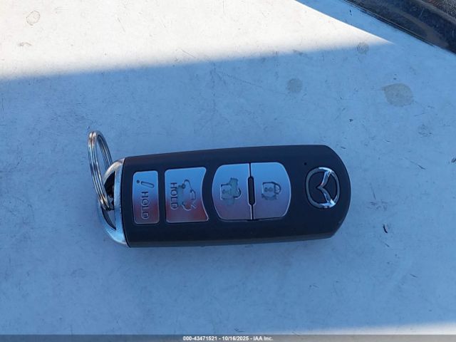 2017 MAZDA MAZDA6 JM1GL1U55H1154761 Photo 10