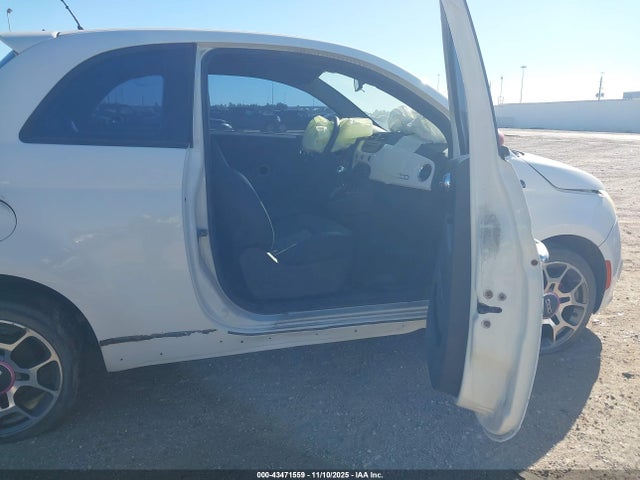 2012 FIAT 500 3C3CFFBR0CT109015 Photo 4