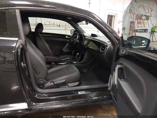 Продажа на аукционе авто 2014 Volkswagen Beetle 2.0l Tdi, vin: 3VWJL7AT5EM646486, номер лота: 43471645