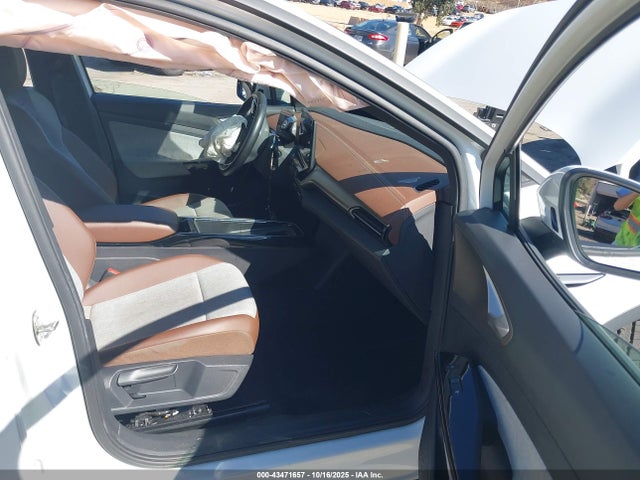 Volkswagen ID.4 PRO 2023 1V2CMPE89PC027990 Image 5
