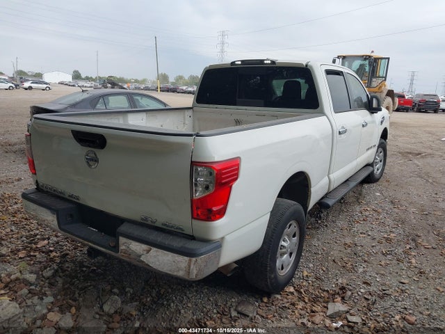 Продаж на аукціоні авто 2019 Nissan Titan Xd Sv Diesel, vin: 1N6BA1F37KN522169, номер лоту: 43471734