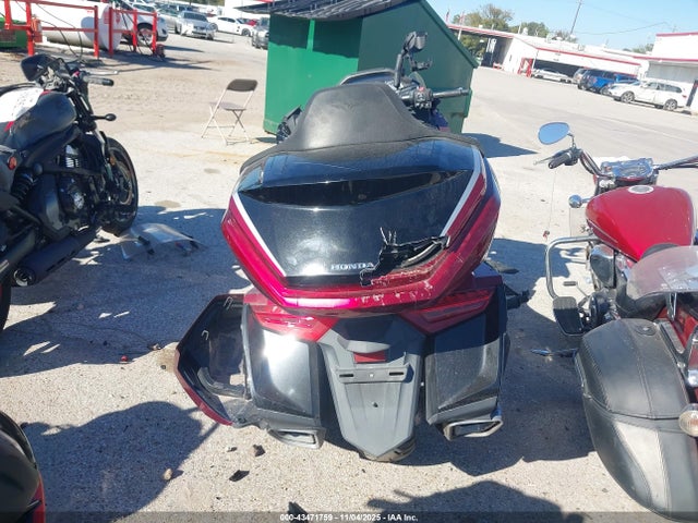 2021 HONDA GL1800 JH2SC7909MK300486 Photo 5